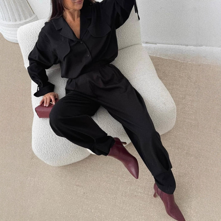 Women's Two-Piece Loungewear Set with Oversized Blouse, Patch Pockets, Drawstring Cuffs, and High-Waisted Jog Pants Mune Fashion