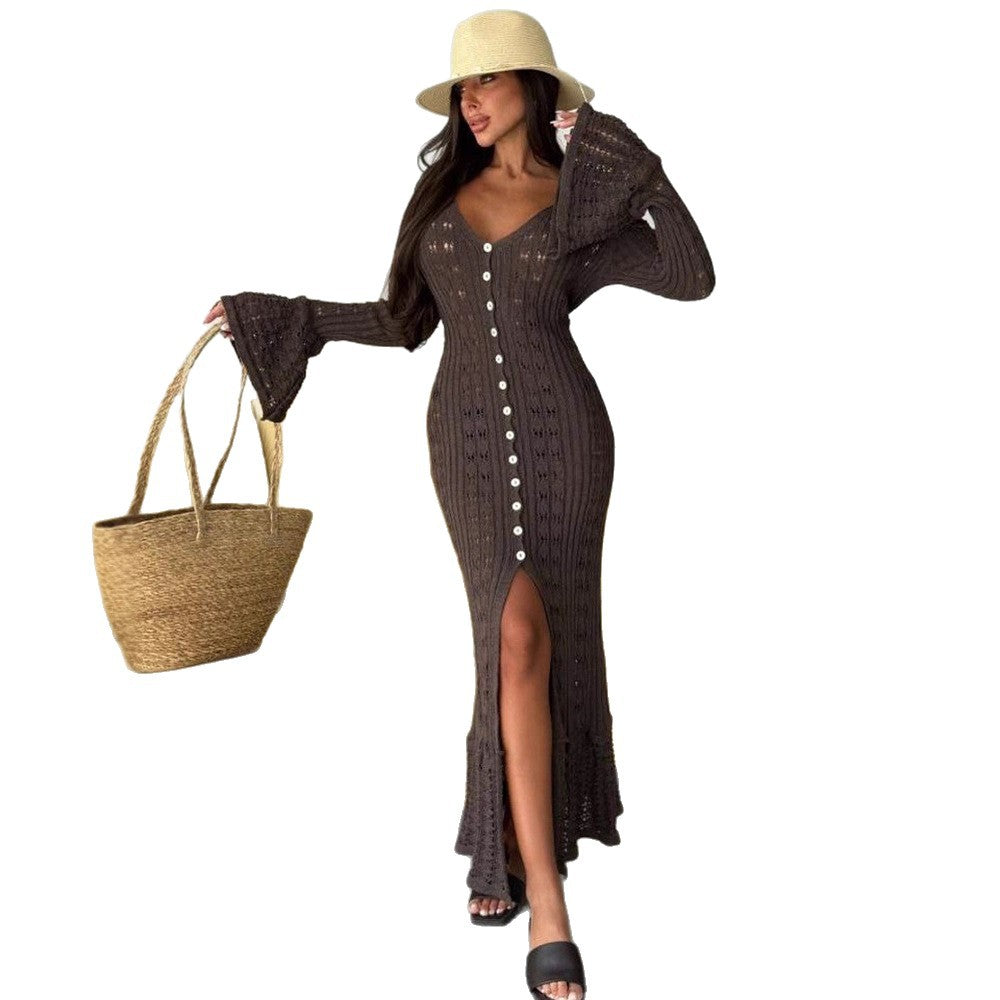 Women's figure-hugging knitted maxi dress with button placket, V-neck and trumpet sleeves Mune Fashion