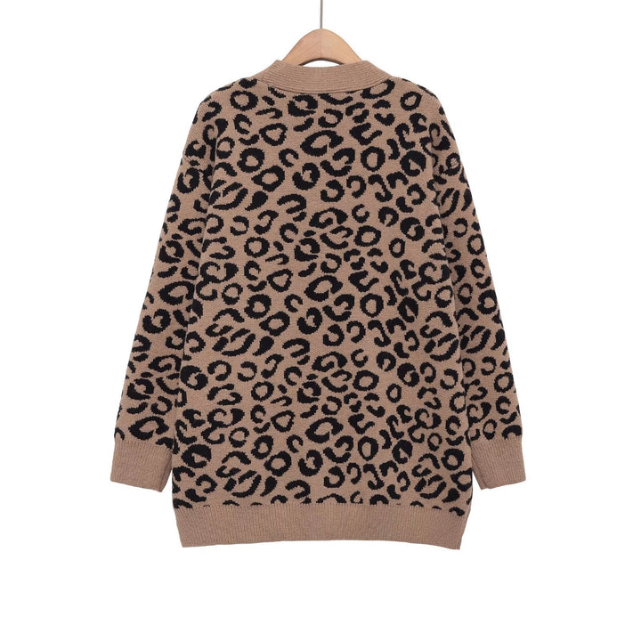 Women's Oversized Knit Cardigan with Leopard Print, V-Neck and Button Placket Mune Fashion