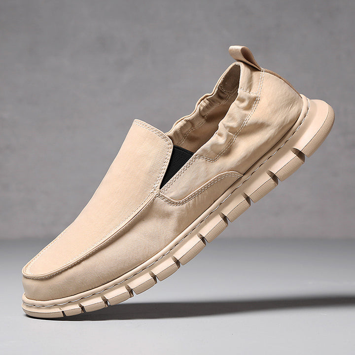 Men's loafer-style slip-on sneaker with elastic entry and segmented comfort sole Mune Fashion