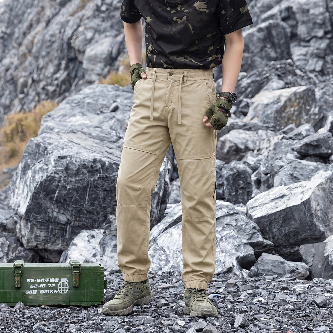 Herren Leichte Cargo-Jogginghose mit Tunnelzug, Kniepasse und elastischen Bündchen Mune Fashion