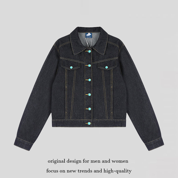 Women's short-cut denim jacket in trucker style with decorative buttons and contrast stitching Mune Fashion