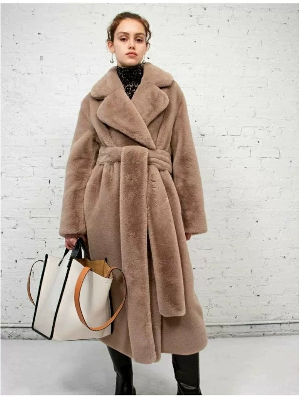 Women's Maxi Faux Fur Coat in Teddy Finish with Extra Large Shawl Collar Mune Fashion