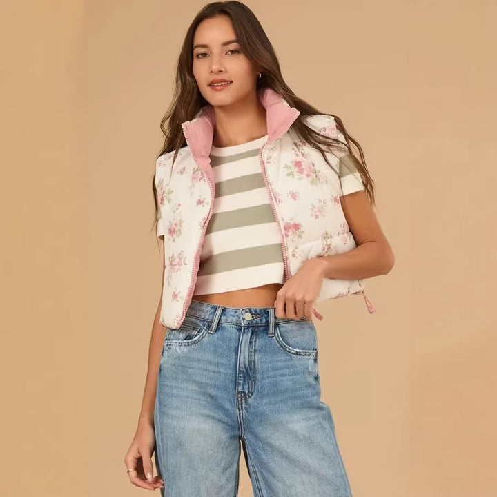 Women short cut quilted vest with stand-up collar and floral pattern Mune Fashion