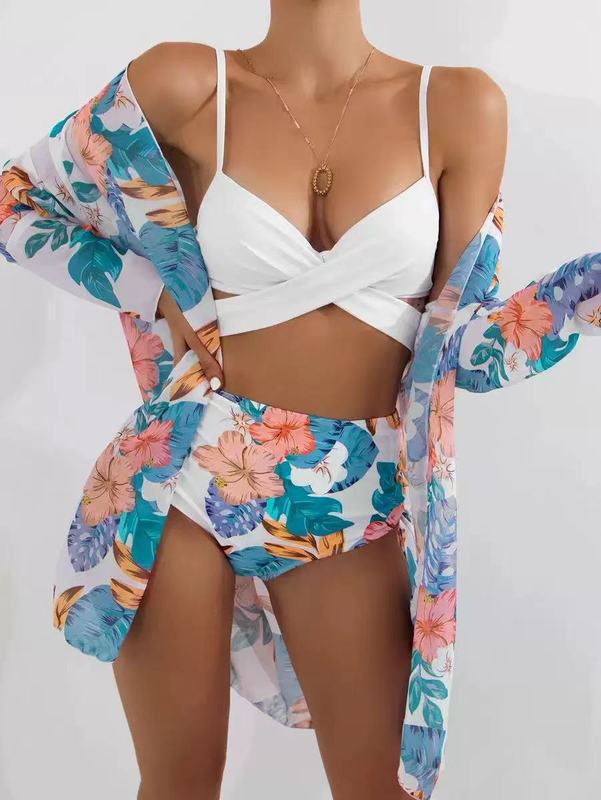 Women's bikini set with floral kimono and high-cut top Mune Fashion