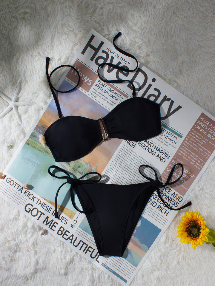 Women's bandeau bikini with adjustable straps and elegant detail Mune Fashion