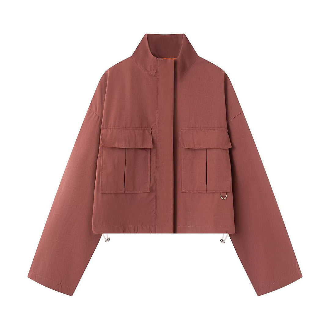 Women's short-cut utility jacket with stand-up collar and patch pockets Mune Fashion
