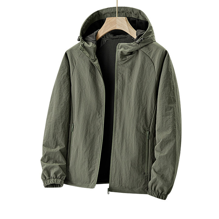 Men's Ultralight Hooded Windbreaker with Mesh Lining and Water-Repellent Exterior Mune Fashion