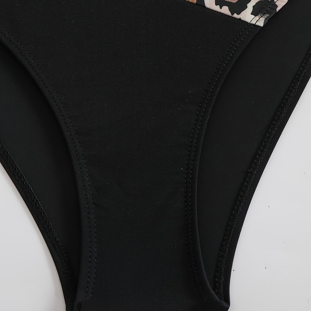 Women Elegant Bikini Set with Animal Print Mune Fashion