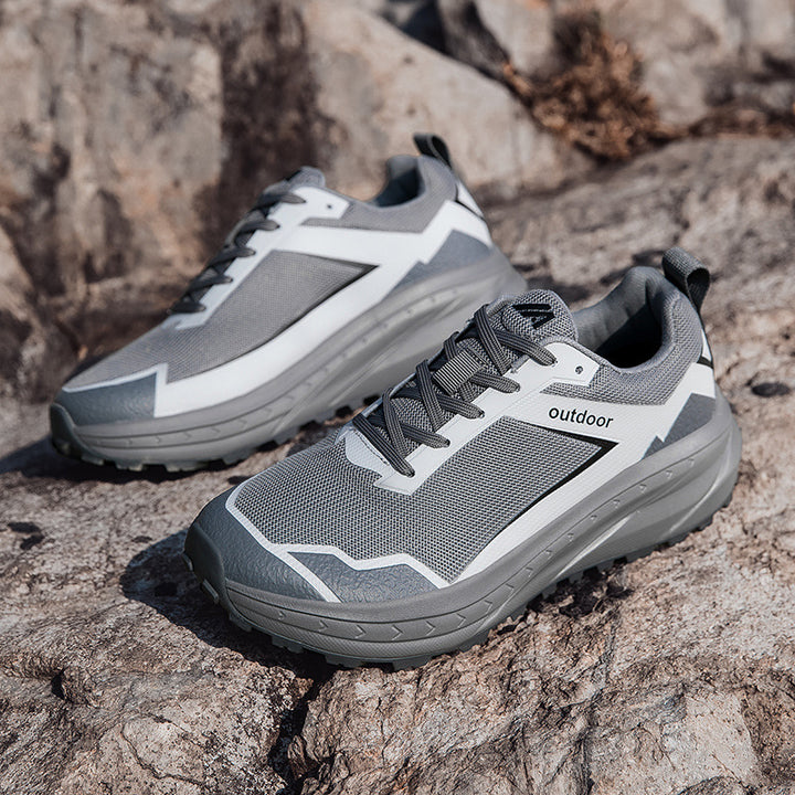 Unisex nan robust trail running shoe with shock-absorbing midsole and grippy outsole Mune Fashion