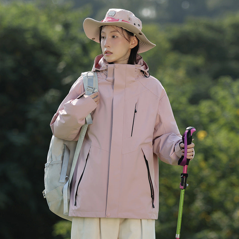 Women's trekking softshell parka with dual-layer membrane, welded seams, and adjustable hood Mune Fashion
