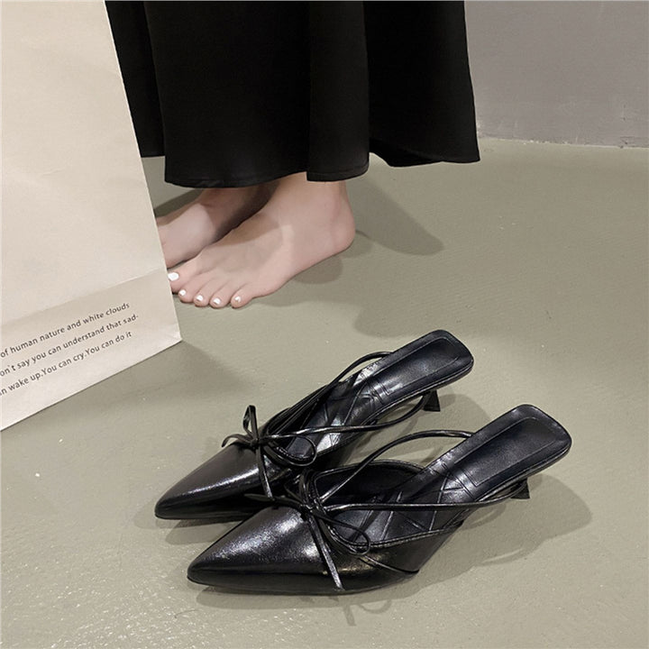 Women's pointed-toe mules with delicate slingback straps and decorative bow Mune Fashion