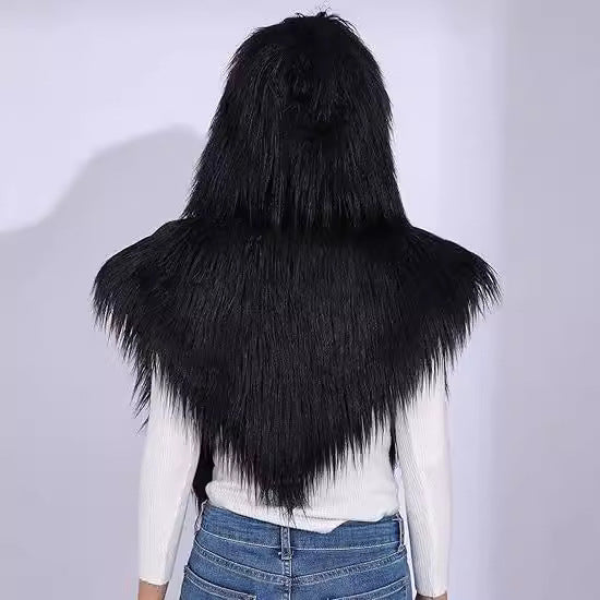 Women’s hooded scarf vest made of long-haired artificial fur Mune Fashion