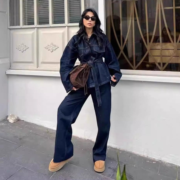 Women high-waisted, wide-leg jeans with straight leg and five-pocket details Mune Fashion