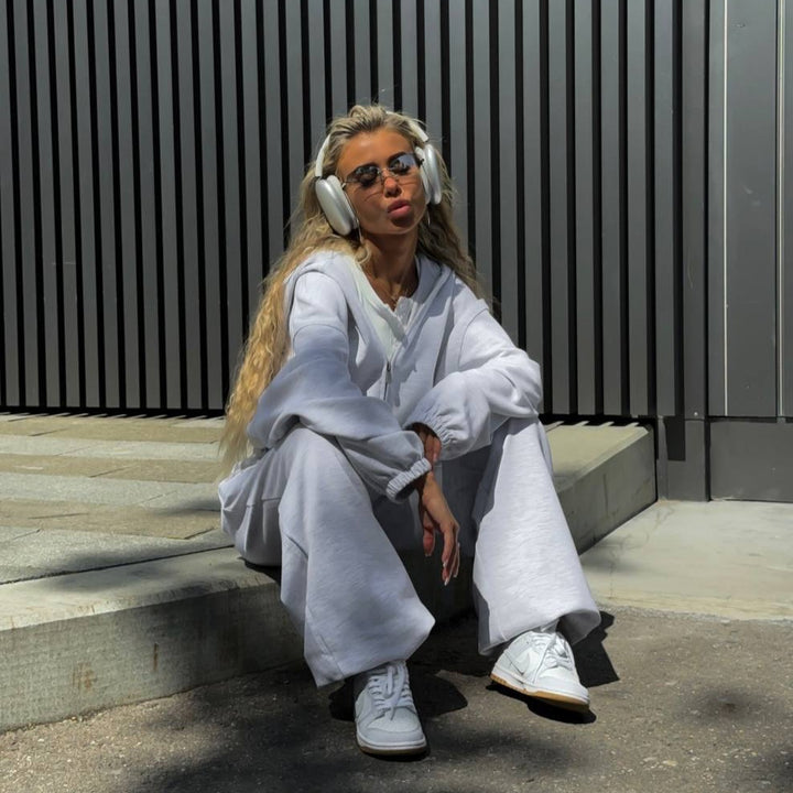 Women Loose-Fit Leisure Set with Zip Hood and Wide Palazzo Jogger Mune Fashion