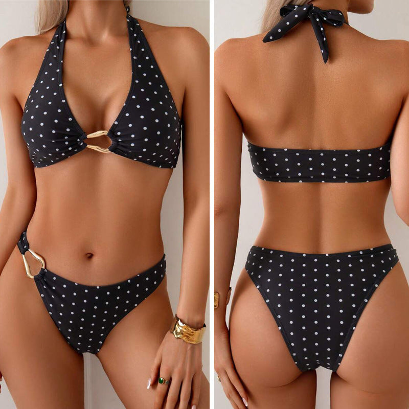 Women Triangle Bikini with decorative ring fasteners Mune Fashion