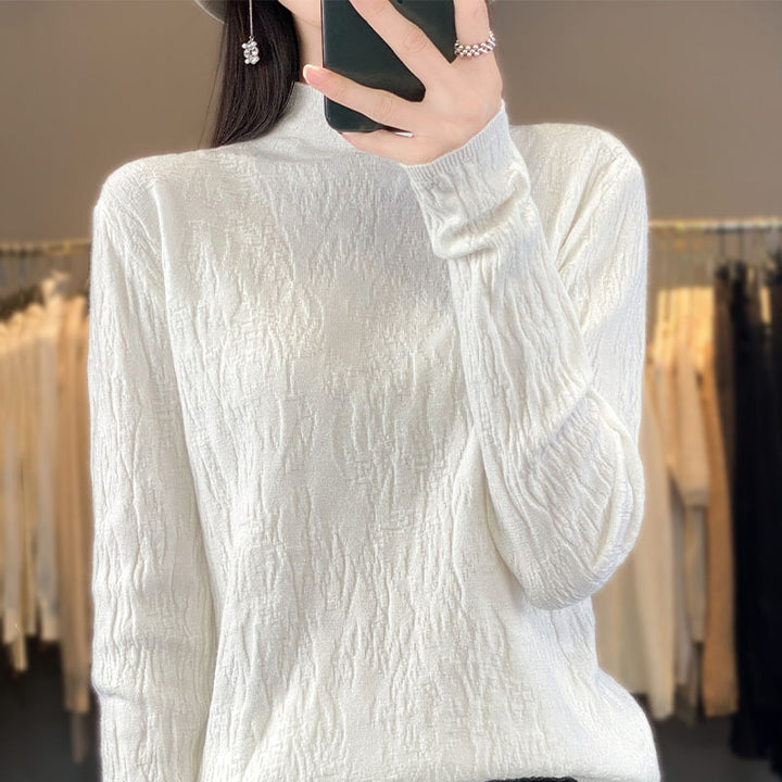 Women's Structured Fine Knit Sweater with Short Stand-Up Collar and Crinkle Look Mune Fashion