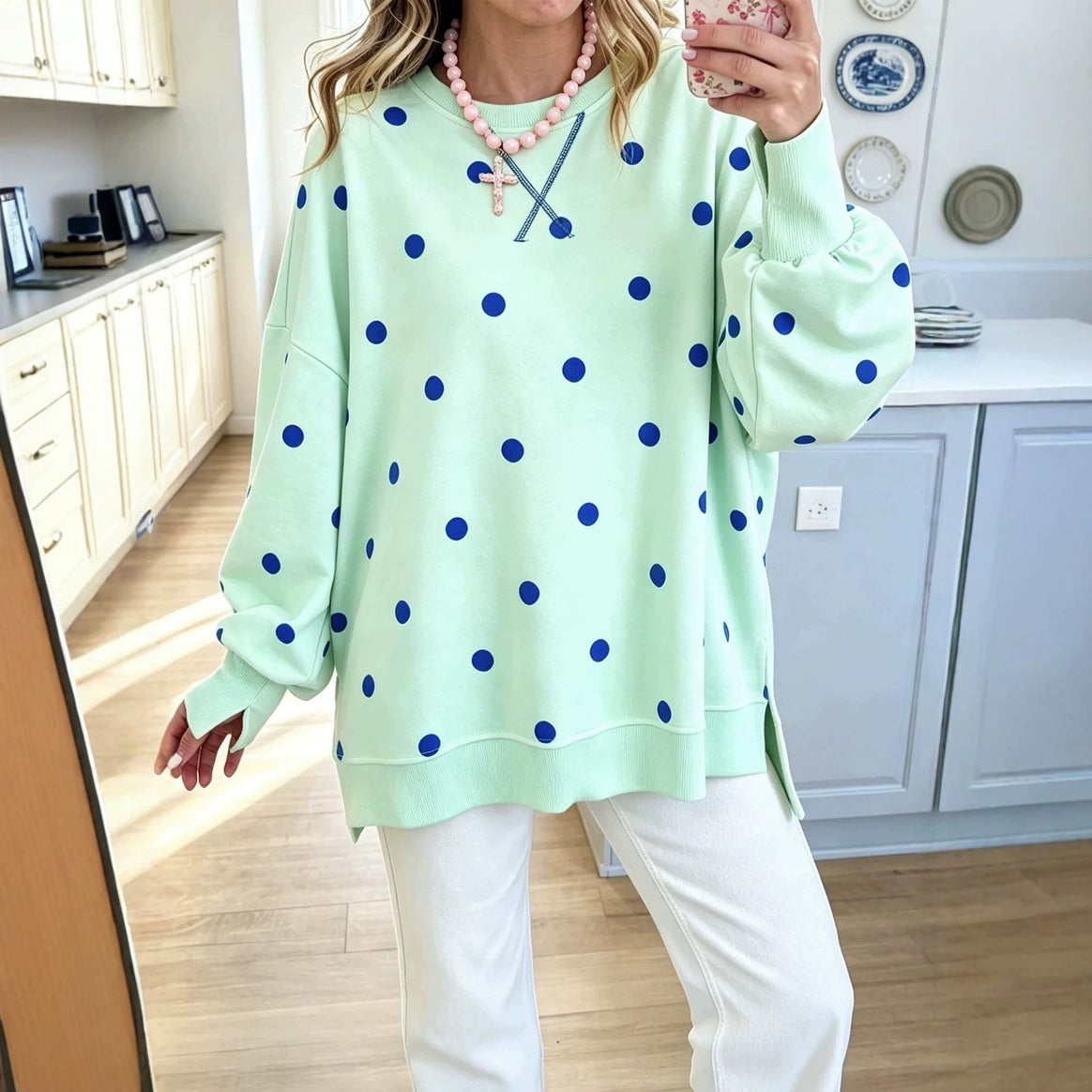 Women's Oversize Sweatshirt with Puff Sleeves, Polka Dots and Side Slits Mune Fashion