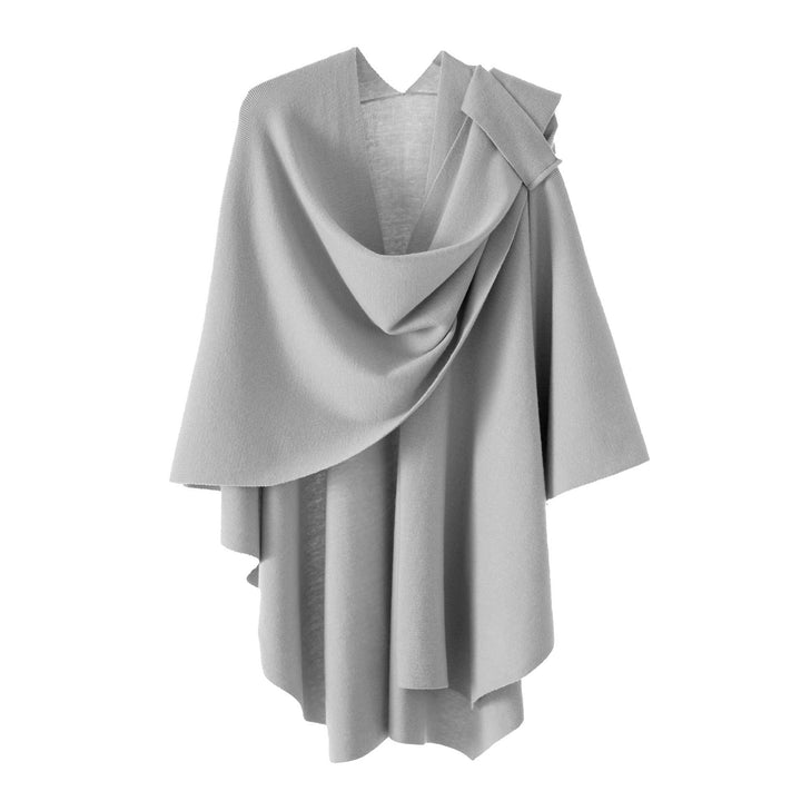 Women's hooded poncho made of fine knit with asymmetric hem Mune Fashion