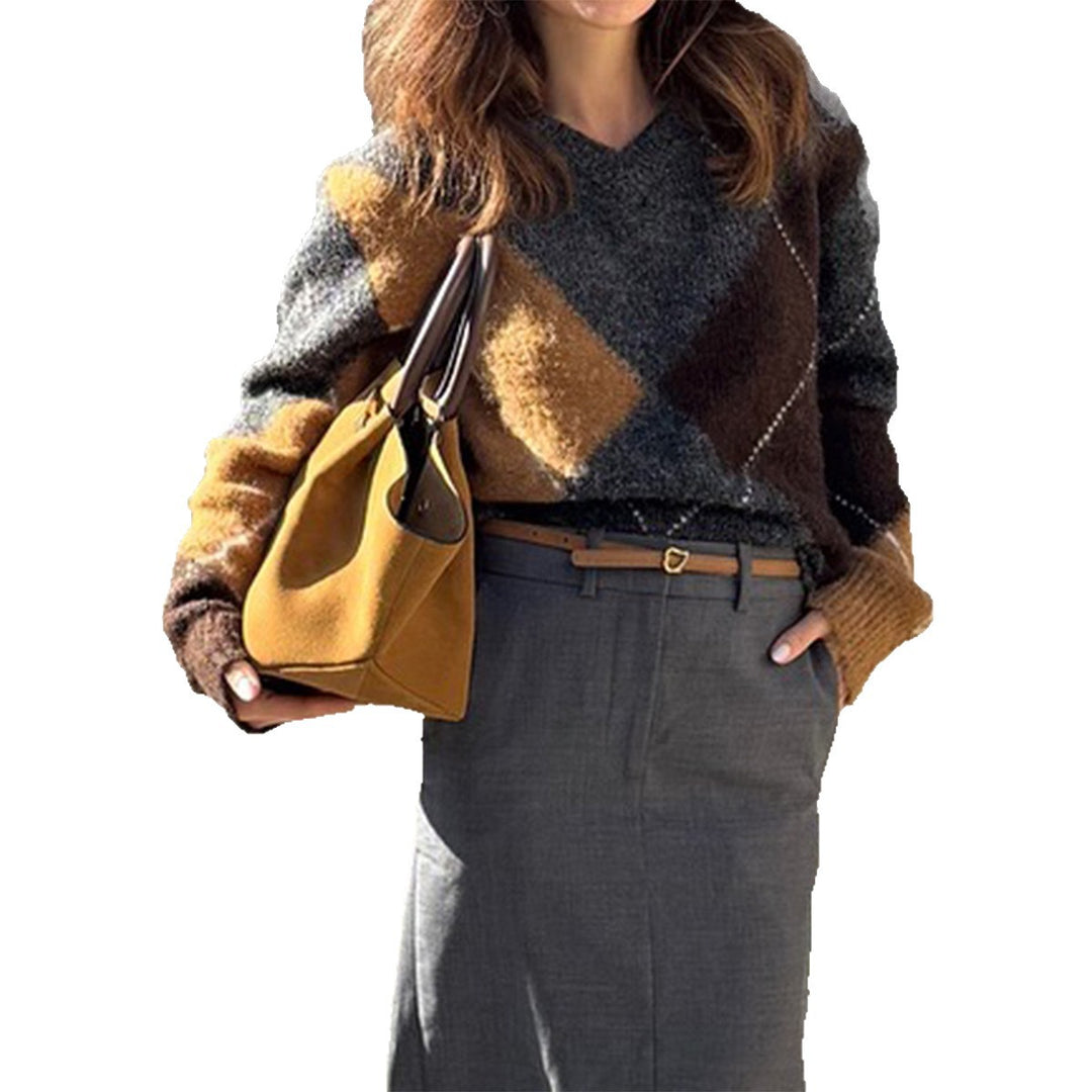 Women's oversized argyle knitted sweater with boxy cut and ribbed round neckline Mune Fashion