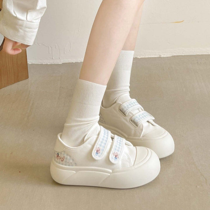 Ladies Comfortable Sneakers with Adjustable Velcro Fastening and Floral Applications Mune Fashion