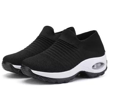 Women's knitted slip-on sports sneaker with air-cushioned midsole Mune Fashion