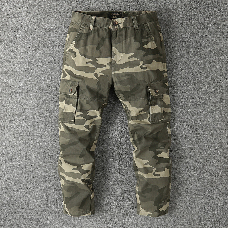 Men's cargo pants with tactical camouflage pattern and multiple flap pockets Mune Fashion