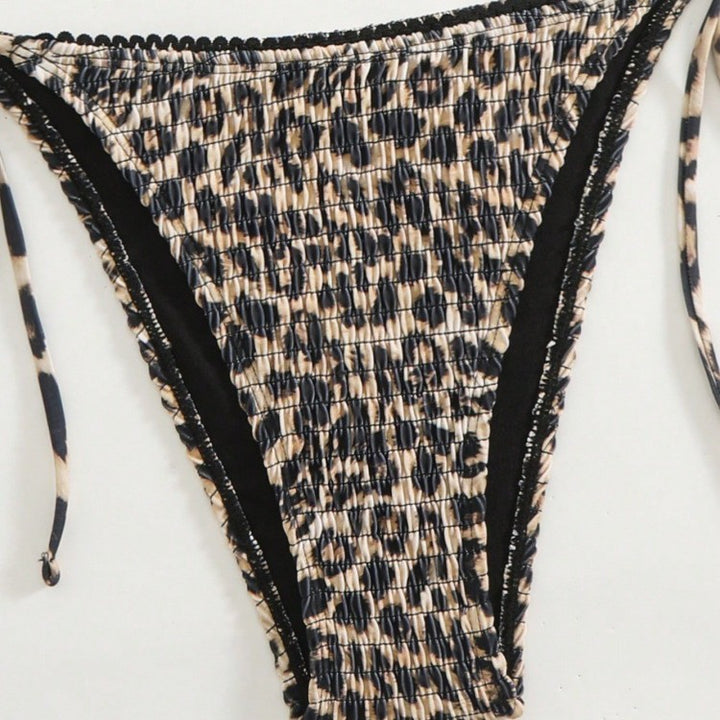 Women's triangle bikini with stylish leopard pattern and side ties Mune Fashion