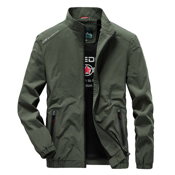 Men's lightweight softshell outdoor jacket with stand-up collar, water-repellent surface and zippered pockets Mune Fashion