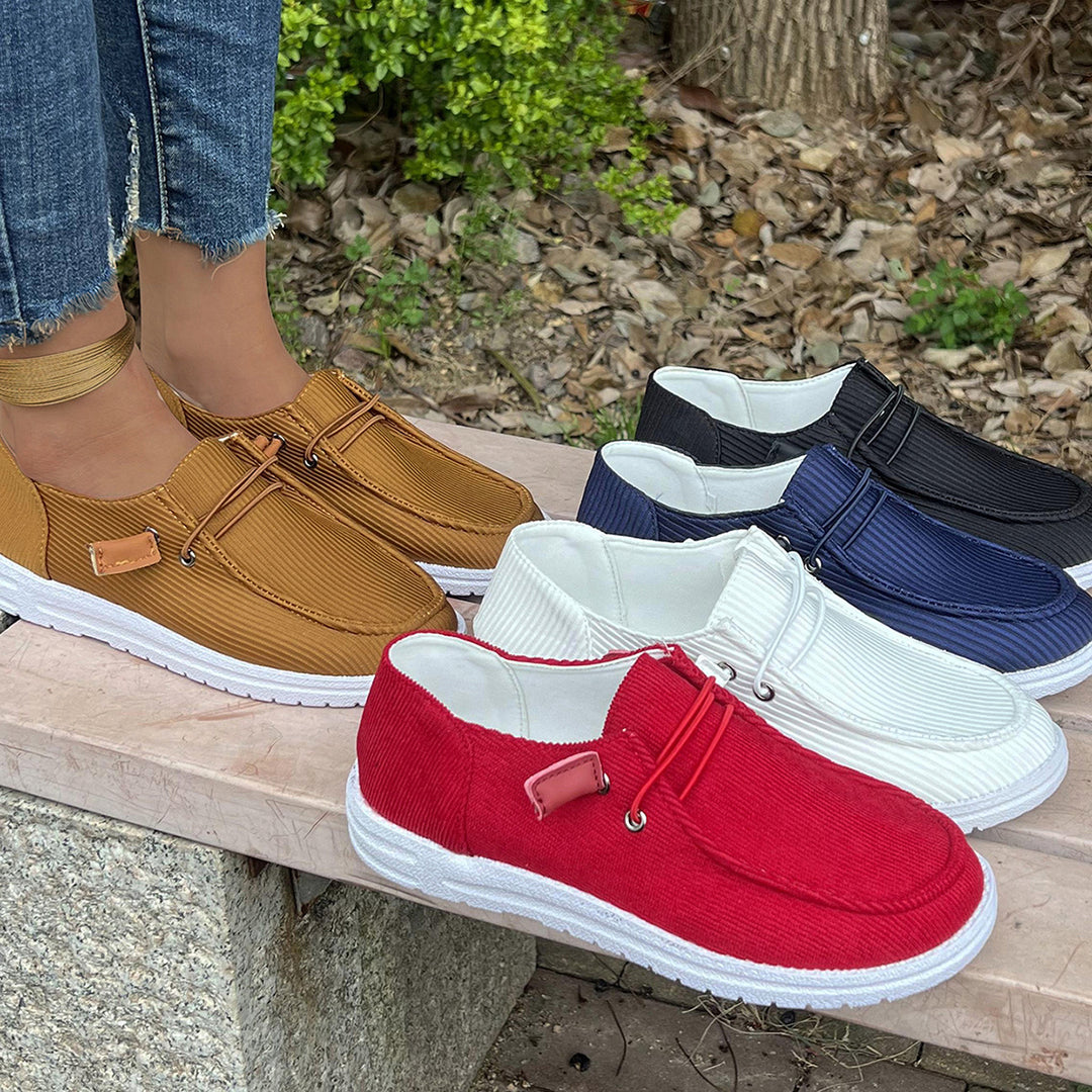 Women's casual Slip-On sneaker shoes with ribbed textile upper material and elastic lacing Mune Fashion