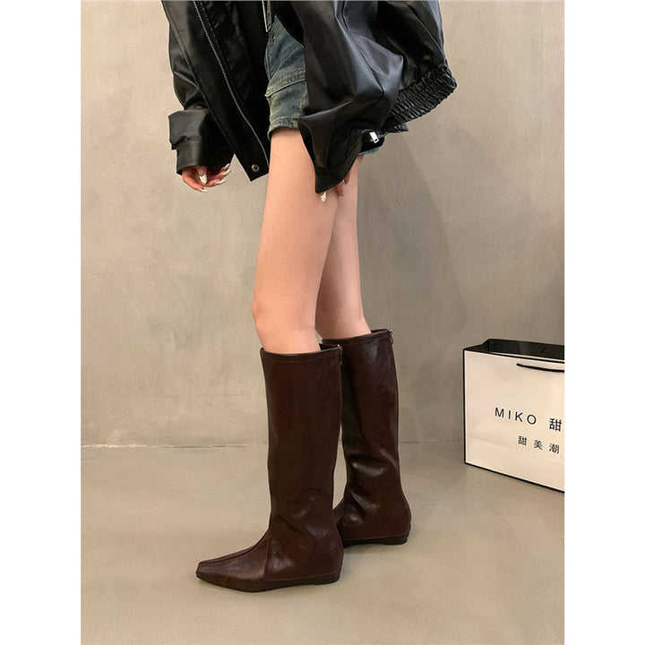 Women's knee-high slim fit pull-on boots with square toe Mune Fashion