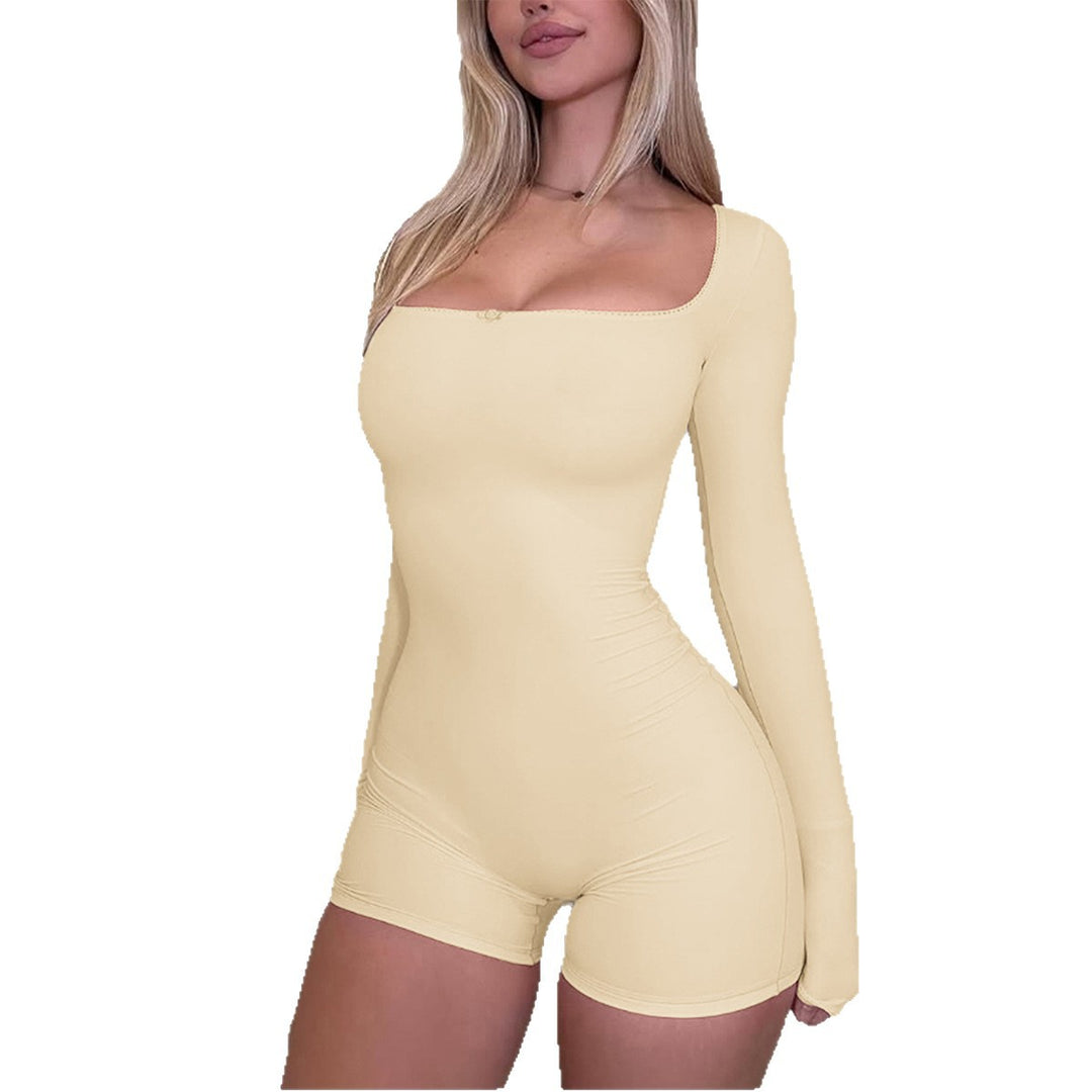 Women's figure-hugging jumpsuit with square neckline, long sleeves, and short length Mune Fashion
