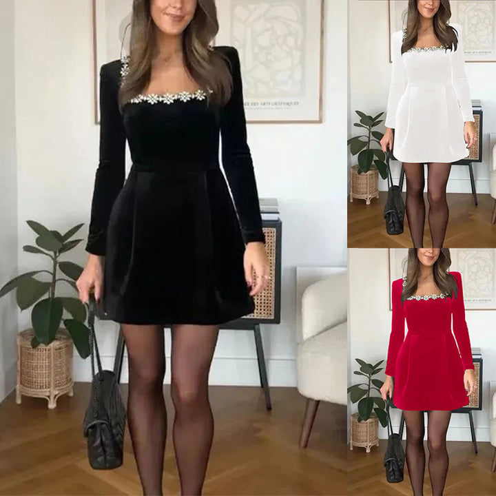 Ladies mini dress with square neckline, fitted A-line and delicate floral trim Mune Fashion