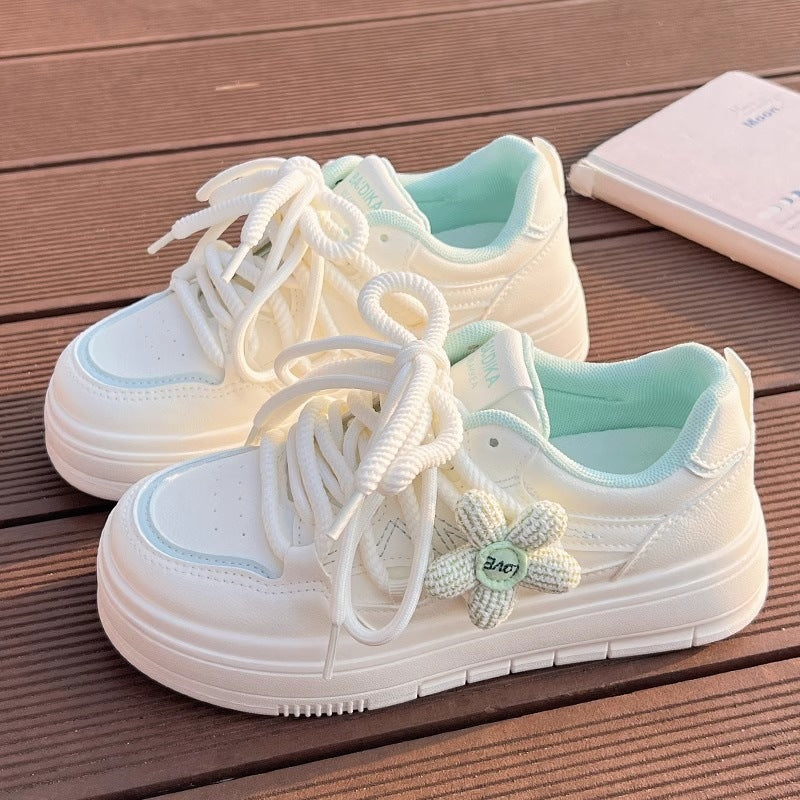 Women's Sporty Sneakers with Floral Application Design and Breathable Sole Mune Fashion