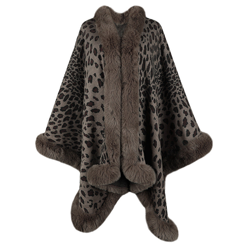 Women's Cozy Poncho with Luxurious Faux Fur Trim and Leopard Print Mune