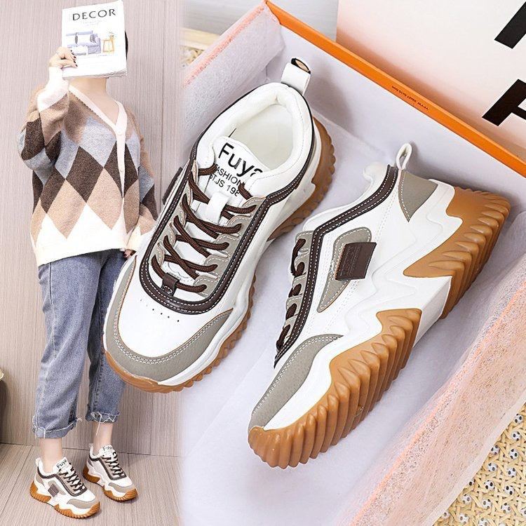 Ladies sporty sneakers with cushioning sole and stylish design Mune Fashion