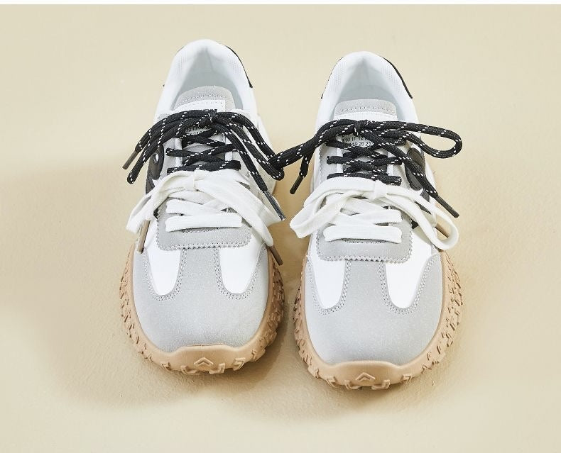 Women's sporty sneakers with innovative cushioning system and flexible outsole Mune Fashion