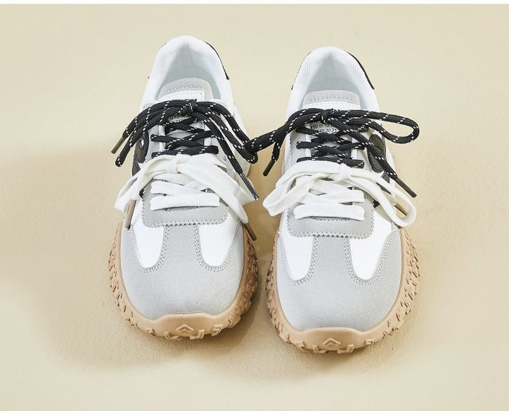 Women's sporty sneakers with innovative cushioning system and flexible outsole Mune Fashion