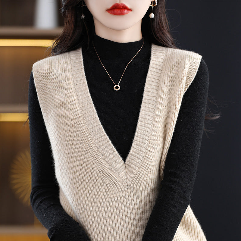 Women's Knit Long Vest with Deep V-Neck and Fine Rib Structure Mune Fashion