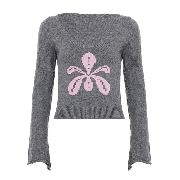 Women's fine knit sweater with wide boat neckline, flared sleeves, and intarsia flower motif Mune Fashion