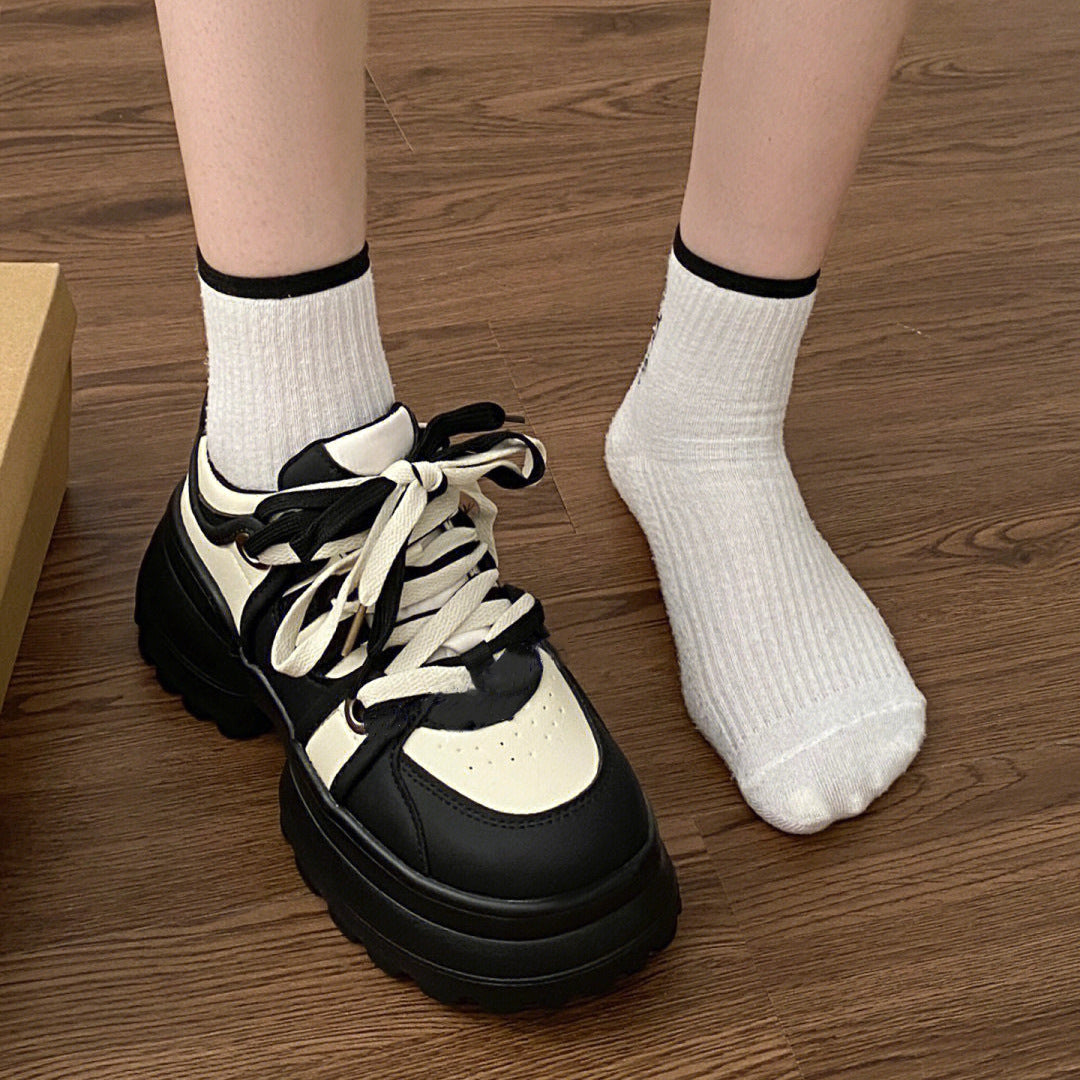 Women Sporty Chunky Sneakers with Non-slip Sole and Breathable Upper Mune Fashion