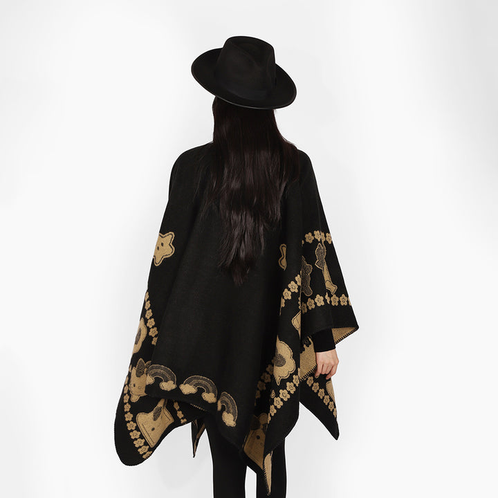 Women's Oversize Poncho with Jacquard Animal Pattern and Asymmetrical Pointed Hem Mune Fashion