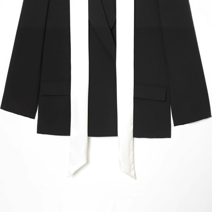 Women's tailored smoking jacket with contrasting shawl collar and long tie scarf Mune Fashion