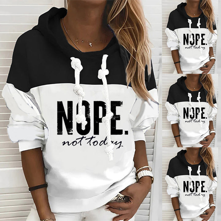 Women's sporty-urban hoodie with statement print, distinctive drawstrings and balloon sleeves Mune Fashion