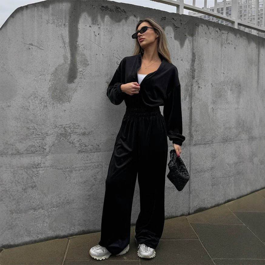 Women's velvet jumpsuit with wide leg, elastic waistband, and stand collar Mune Fashion
