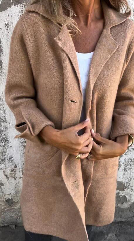 Women nan Oversize wool blend coat with lapel collar, patch pockets, buttoned front, and rolled-up sleeves Mune Fashion