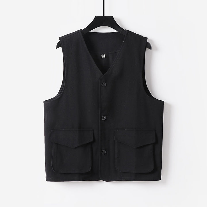 Men's utility vest with V-neck, button placket, and applied flap pockets Mune Fashion