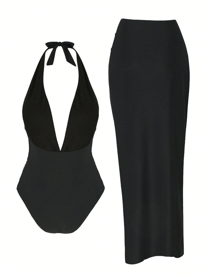 Women elegant maxi dress with deep V-neckline and gold details Mune Fashion