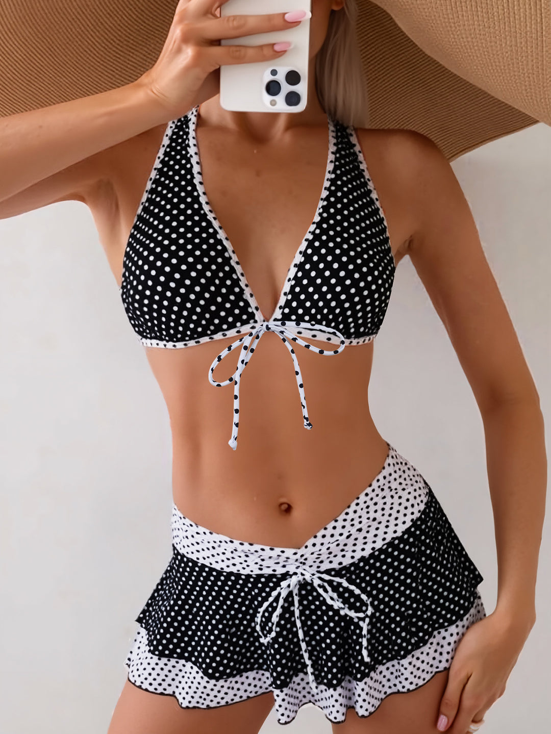 Ladies triangle bikini with ruffled skirt Mune Fashion