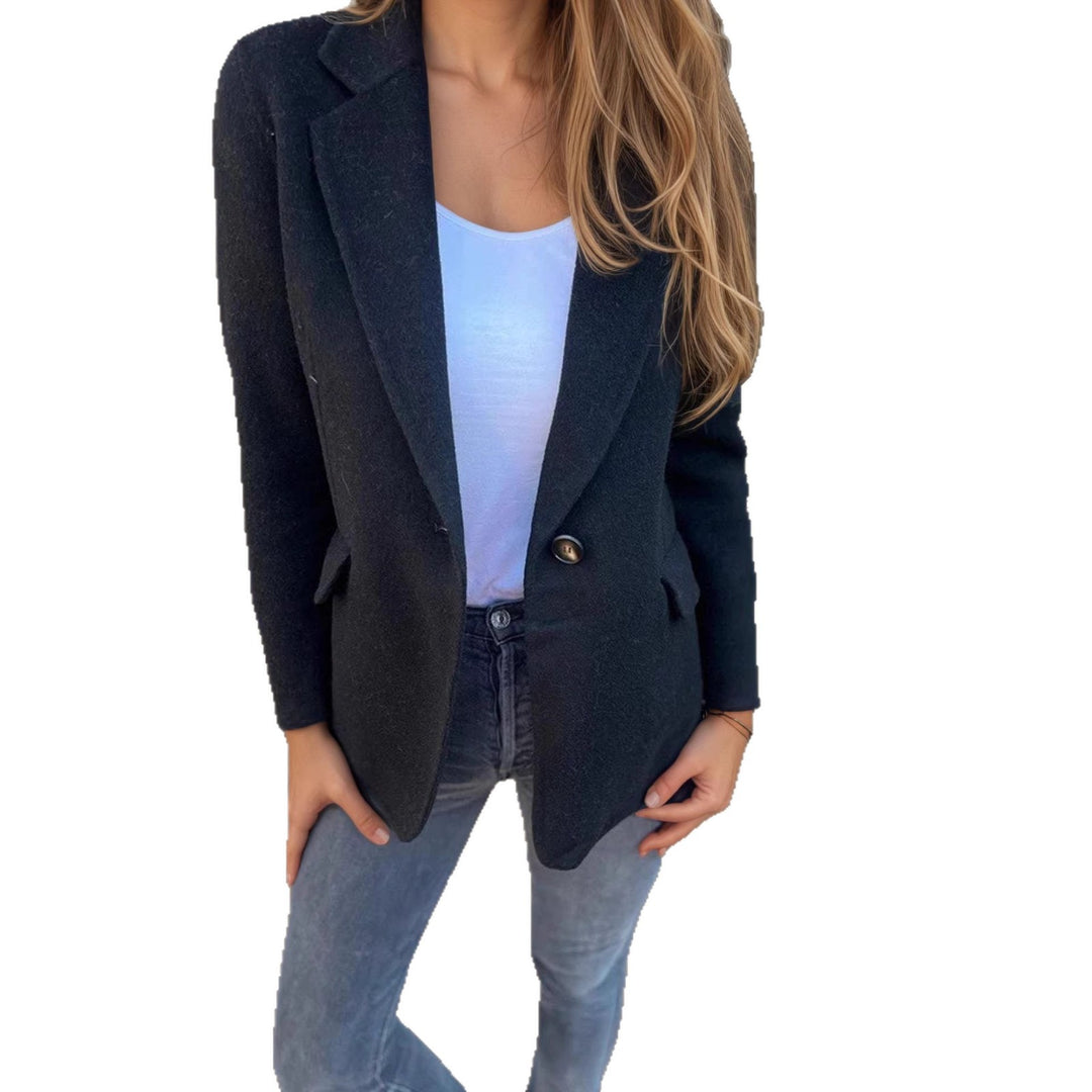 Women's tailored bouclé blazer with a notched lapel and single-button detail Drune